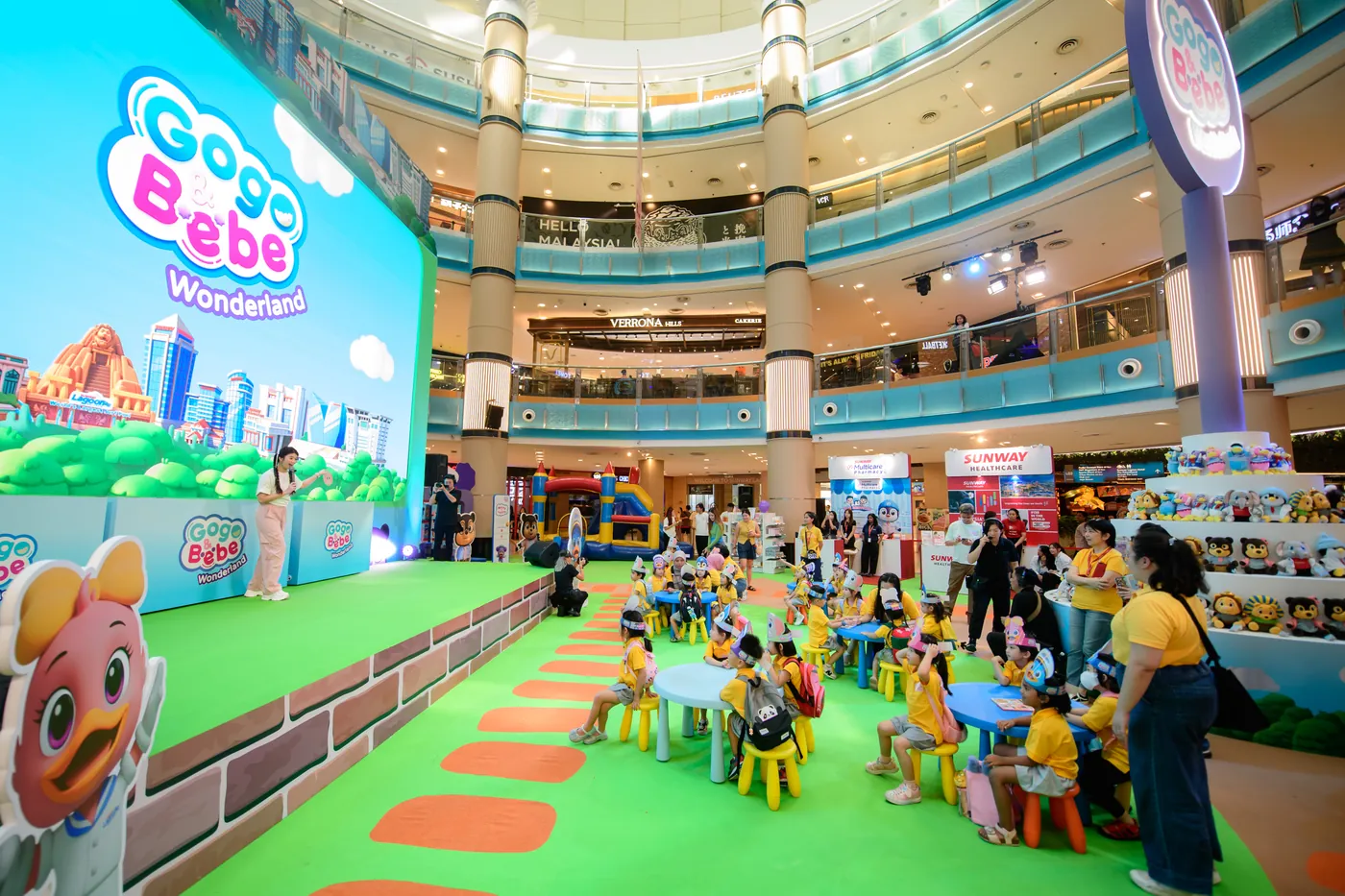 Gogo & Bebe Wonderland event photo 2